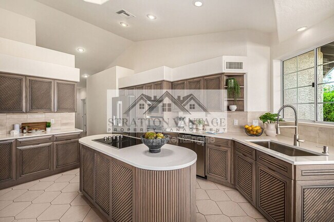 Building Photo - 15848 E Brodiea Dr