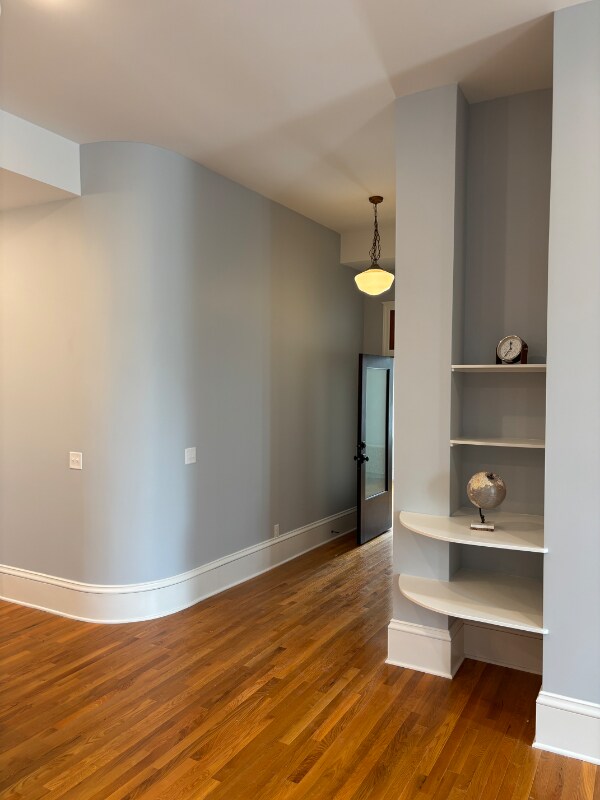 Building Photo - 202 3rd Ave