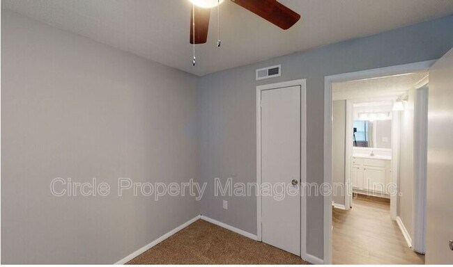 Building Photo - 4031 Hunters Ridge Dr SW