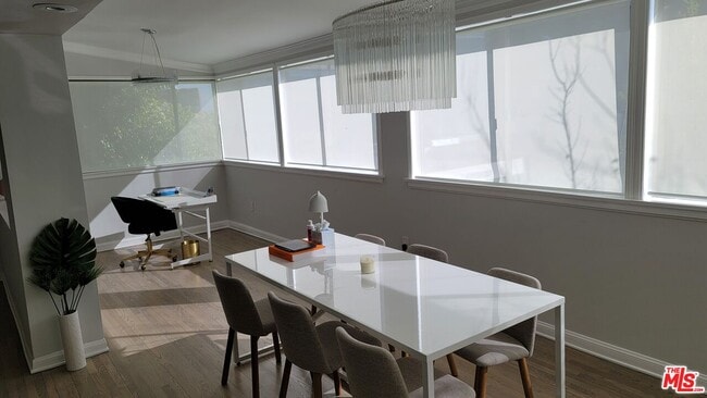 Building Photo - 1326 Londonderry View Dr