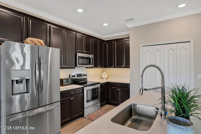 Building Photo - 12655 Josslyn Ln