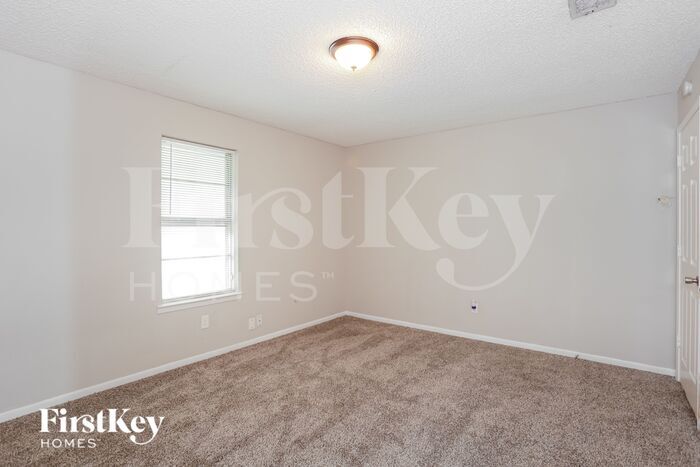Building Photo - 308 Coury Rd
