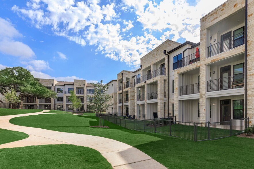 Primary Photo - TruNorth at Bulverde