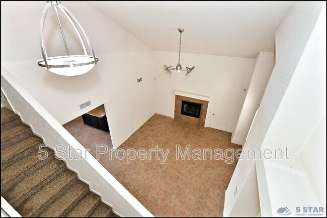 Building Photo - 6372 Franklin Ridge Dr