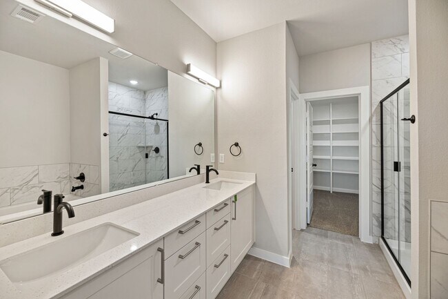 Building Photo - 4058 Lecroy Ct
