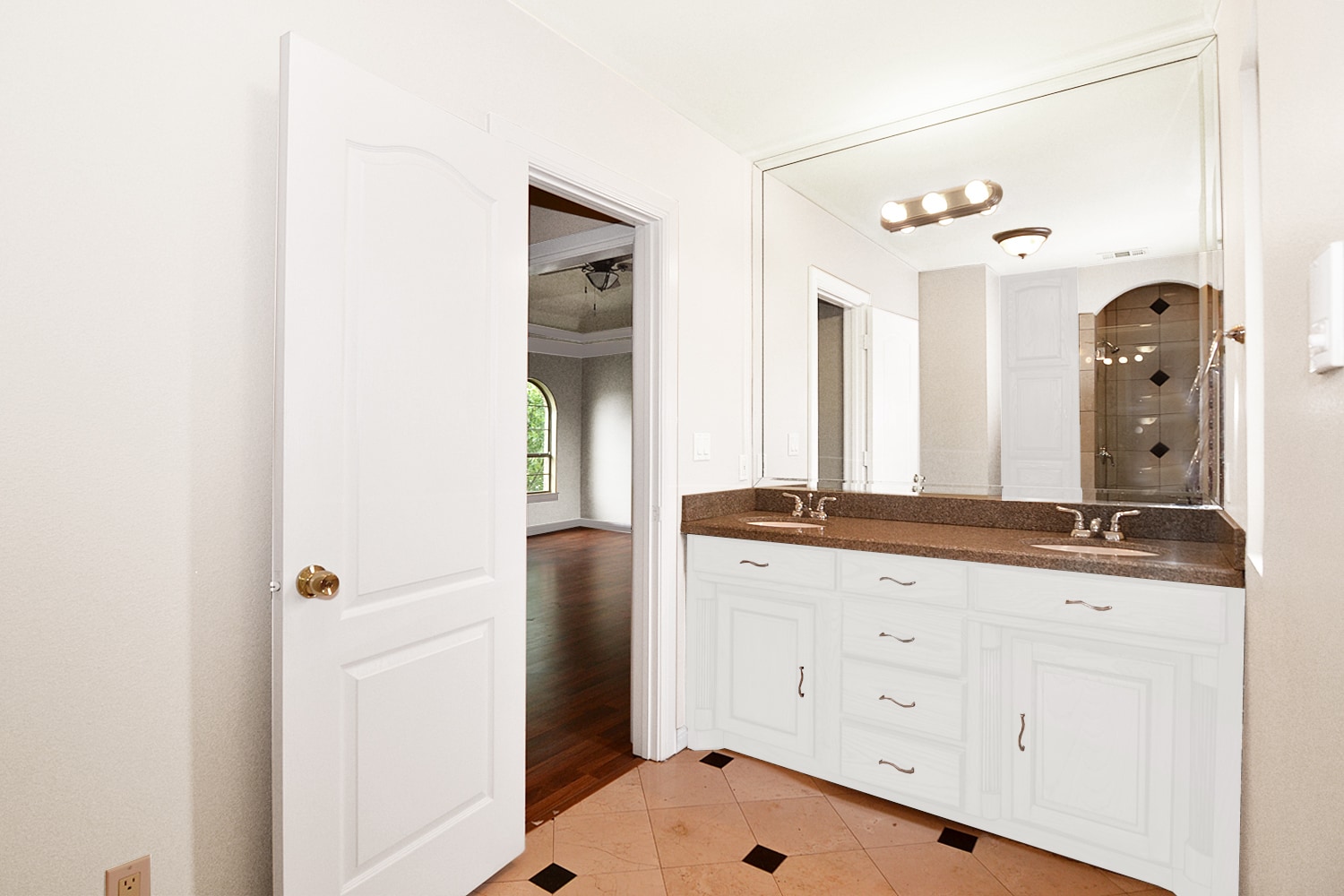 Building Photo - 2917 Normah St