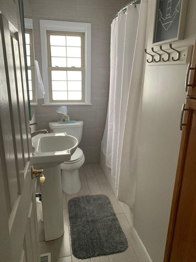 Building Photo - 3 Geneva Ln