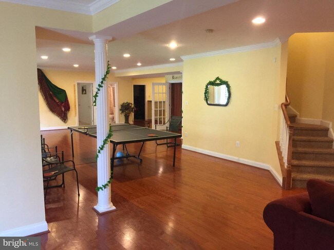 Building Photo - 12303 Greenbriar Branch Dr