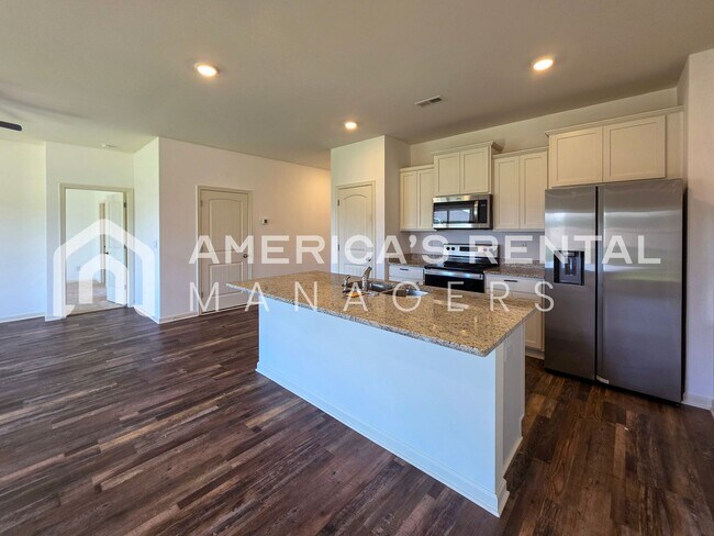 Building Photo - Home for rent in Rosser Farms!