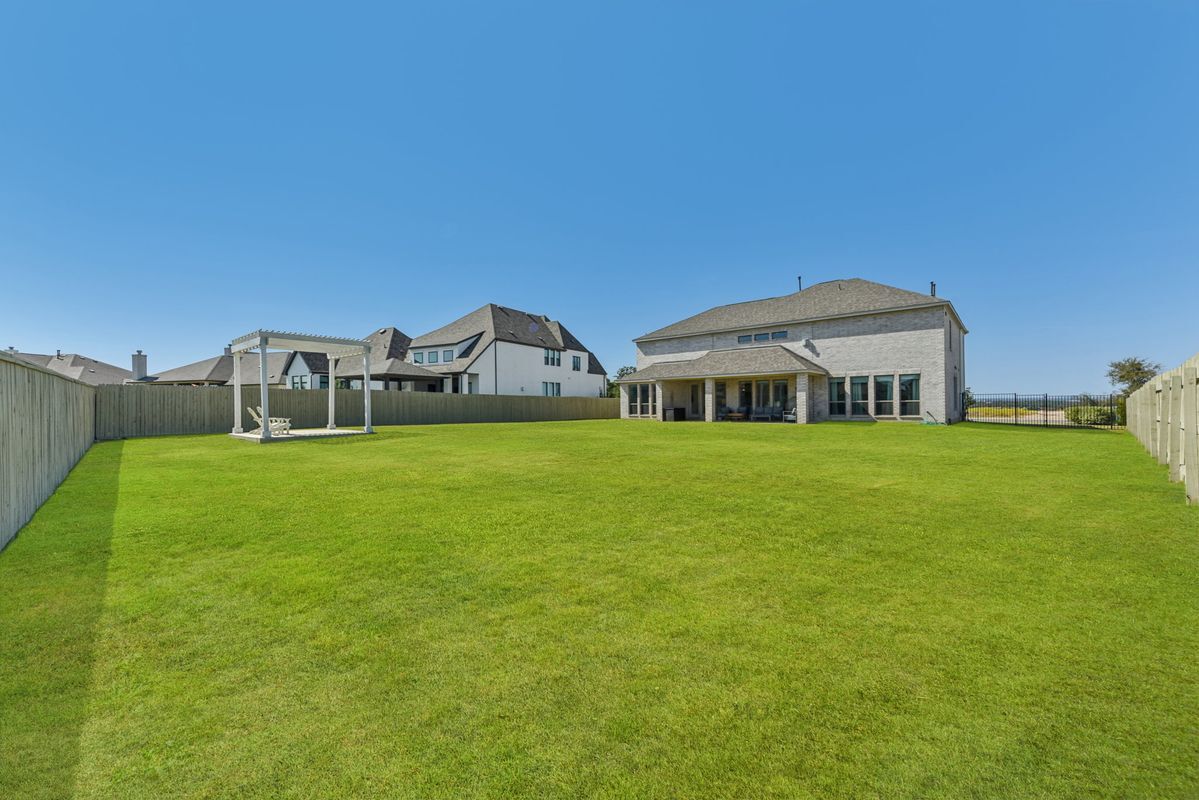 Building Photo - 253 Rosetta Lp