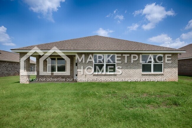 Building Photo - 133 Bella May Ln