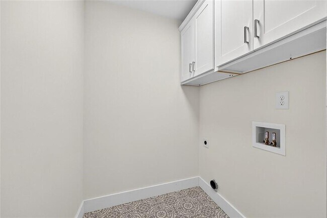 Building Photo - 114 Auburn Valley Wy