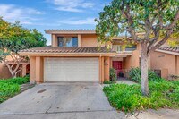 Building Photo - 2559 Caminito Muirfield