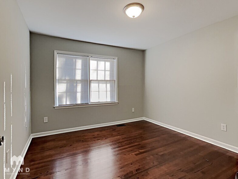 Building Photo - 6815 Saddle Ridge Rd