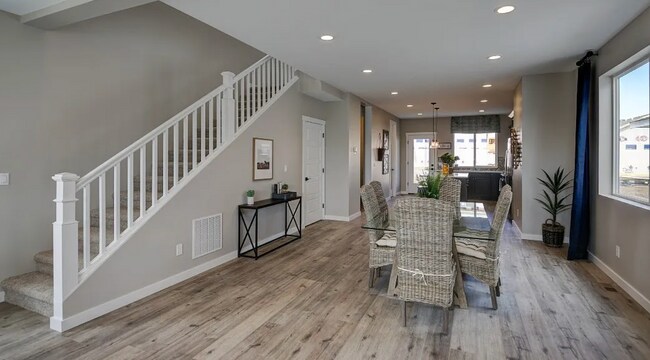 Building Photo - Spacious 3BR/2.5BA Home in Quiet Bozeman Neighborhood