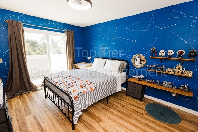 Building Photo - Beautifully Upgraded 3 Bed / 2 Bath Home –...