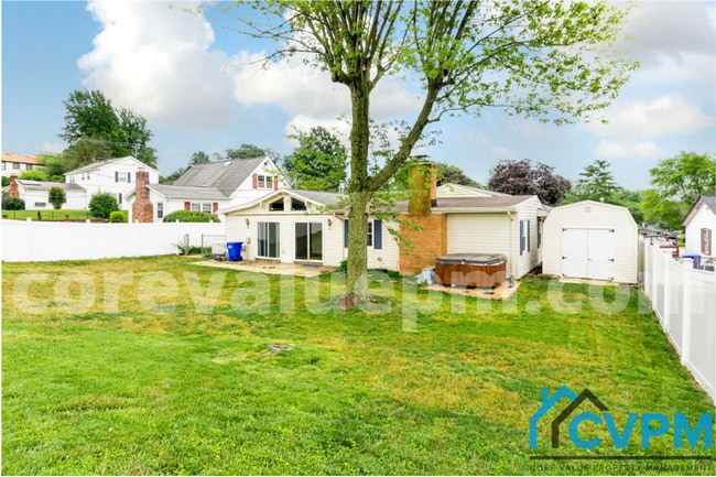 Building Photo - 12110 Tulip Grove Dr