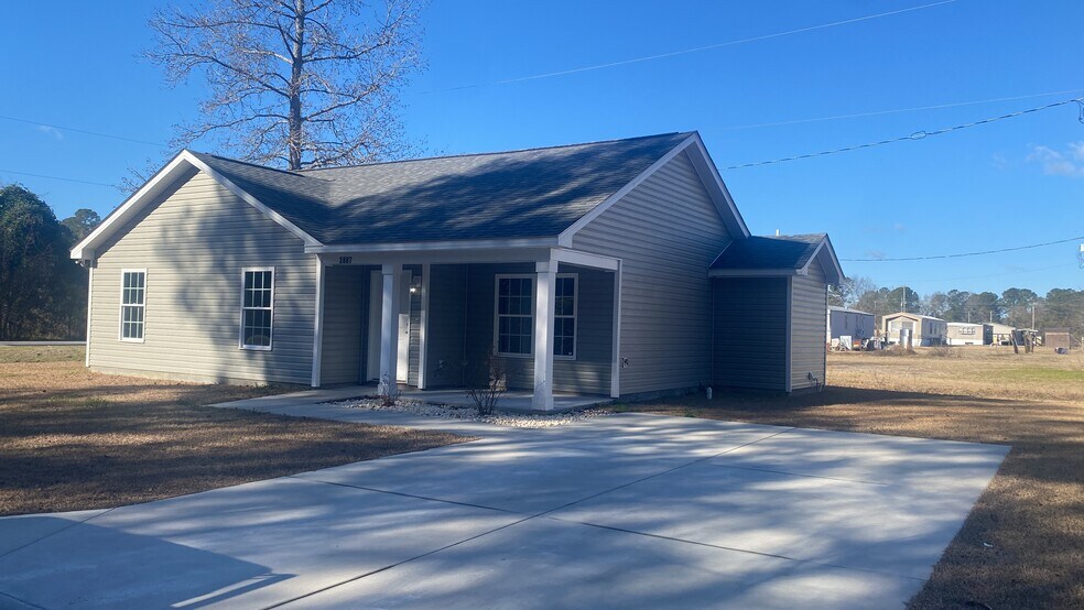 Building Photo - 3887 Golden Key Rd