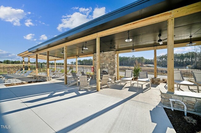Building Photo - 1423 Jay Rd