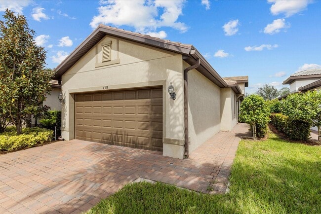 Building Photo - 4313 Beauty Leaf Cir