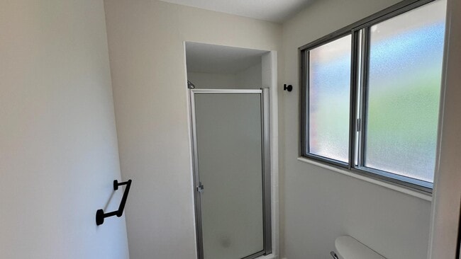Building Photo - 1597 Navajo Dr