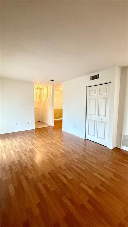 Building Photo - 3595 Woodbriar Cir