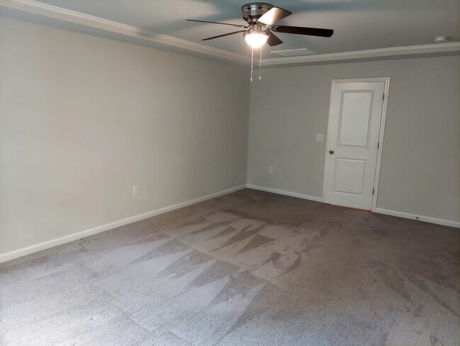 Building Photo - 304 Hazy Hills Ln