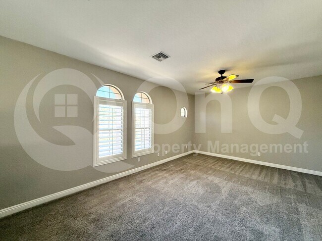 Building Photo - 2049 W Periwinkle Way
