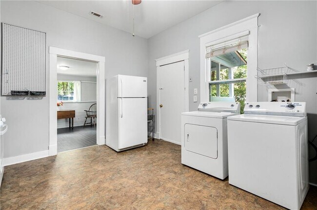 Building Photo - 1323 La France Street Northeast