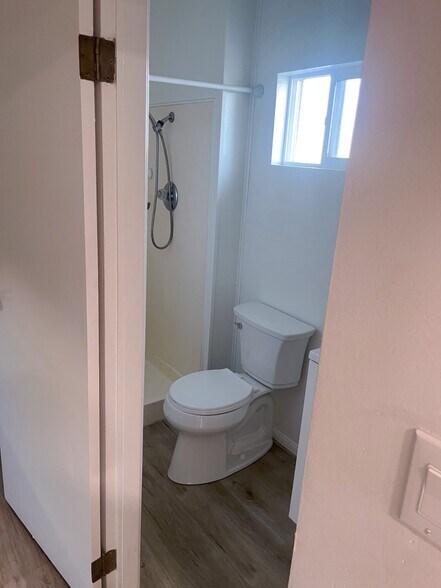 Primary Photo - 9575 E Heaney Cir
