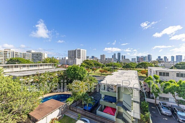Building Photo - 1617 Ke’eaumoku St