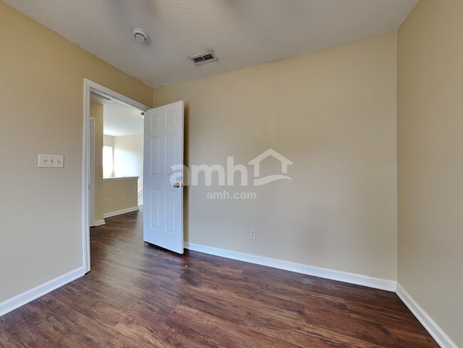 Building Photo - 1153 Reveres Run