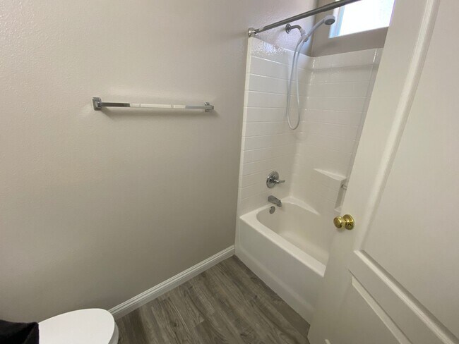Building Photo - One Bedroom & One Full Bathroom Downstairs...