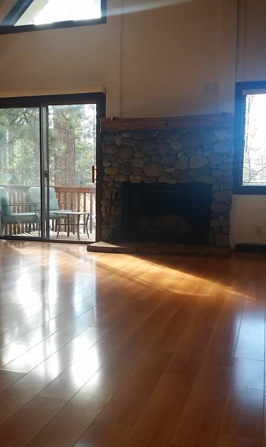 Building Photo - 989 Tahoe Boulevard