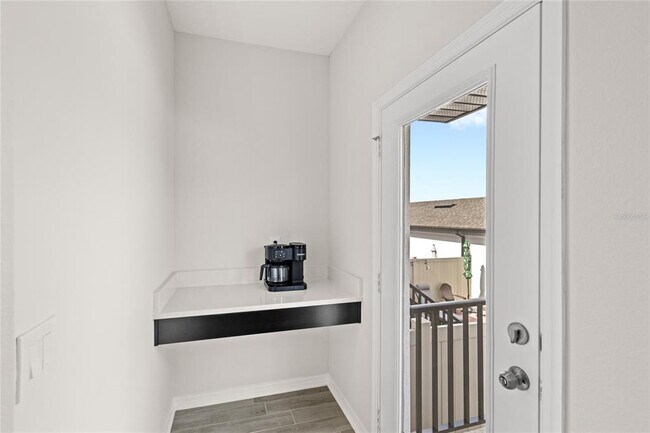 Building Photo - 12112 Plumpton Dr
