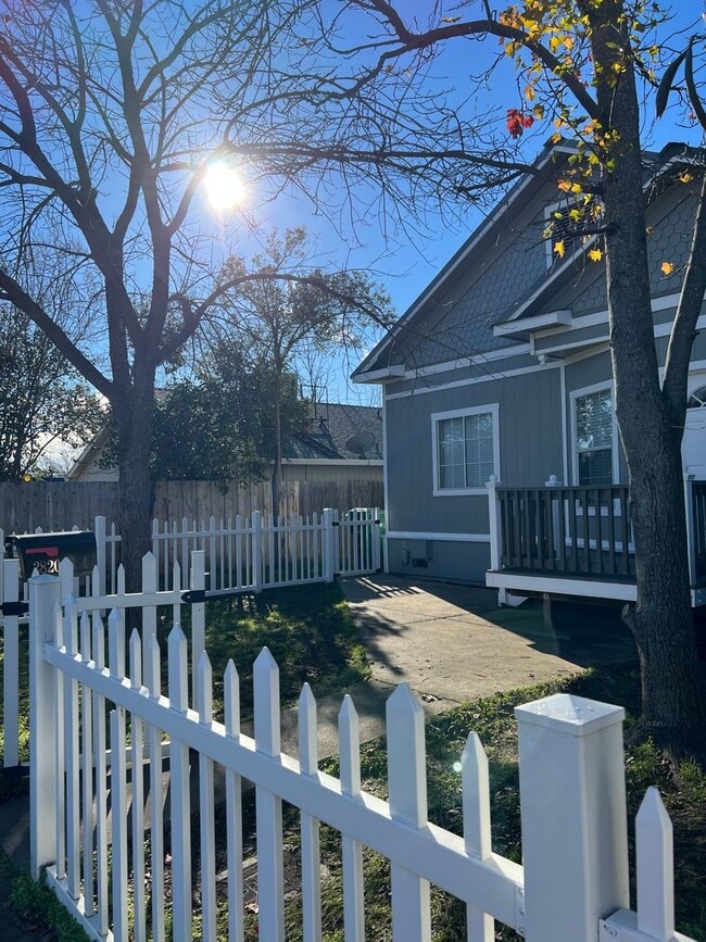 Building Photo - 2820 East St