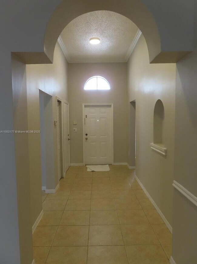 Building Photo - 4333 NW 113th Pl