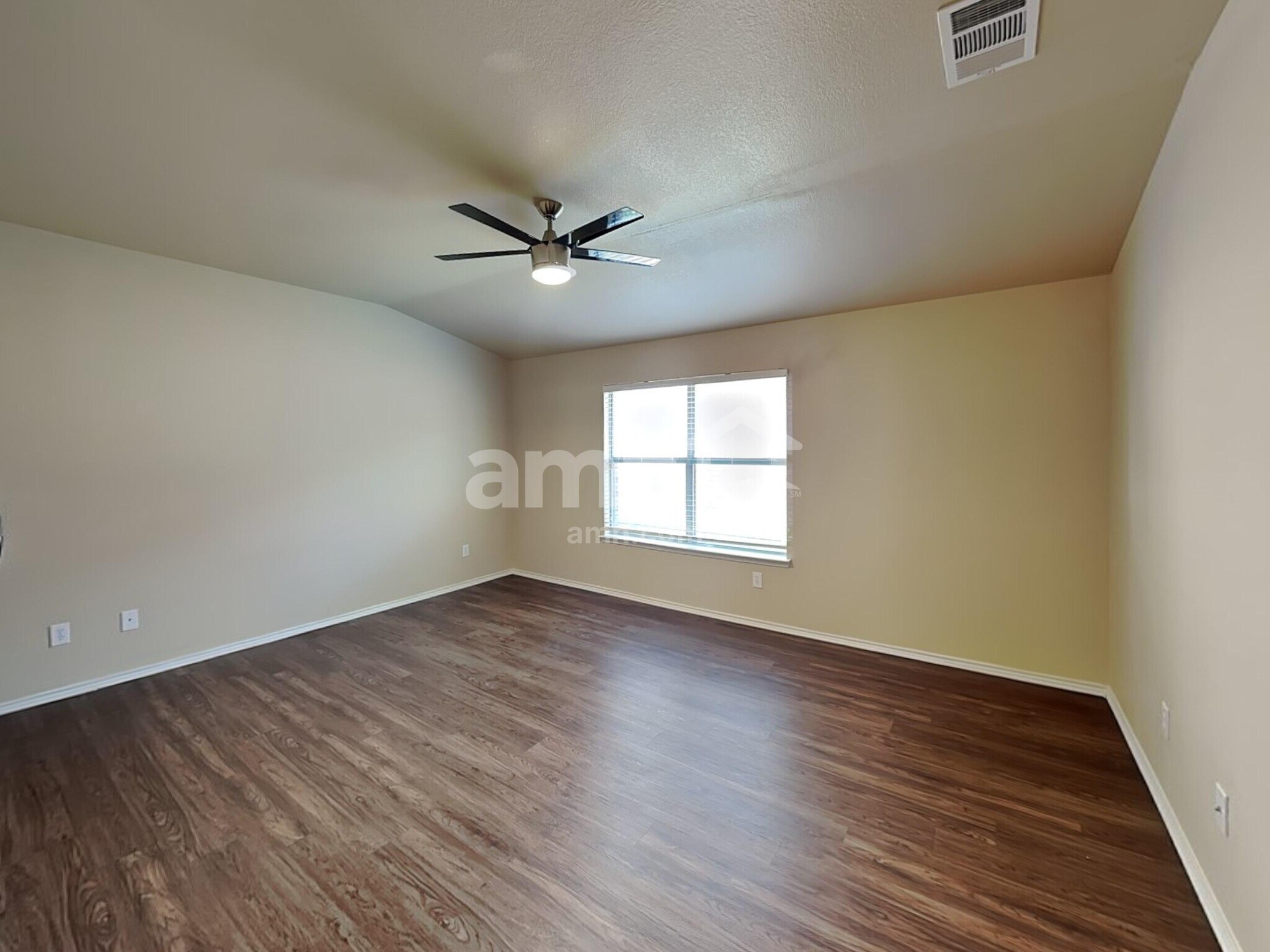 Building Photo - 3917 Cane River Rd