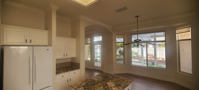Building Photo - Sun City: 55&older Community - Single Story- 2 Bedroom Plus Den 2 Bath 2 Car Garage Large Fenced ...