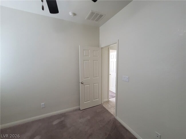 Building Photo - 5564 Bethany Bend Dr