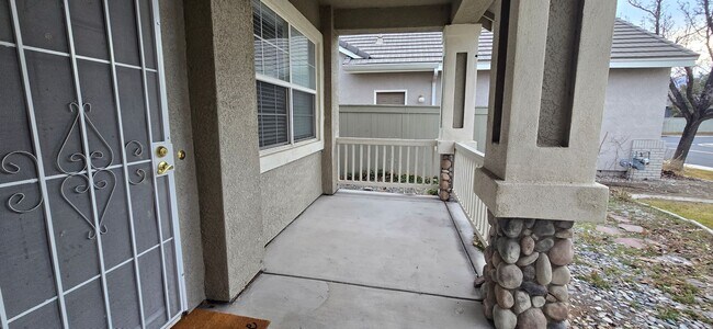 Building Photo - Beautiful South Meadows Home For Rent