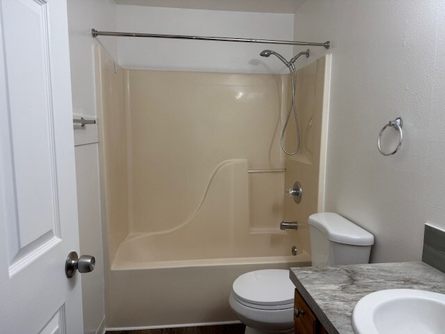 Hallway Bathroom with NEW paneled door - 127 100th St S