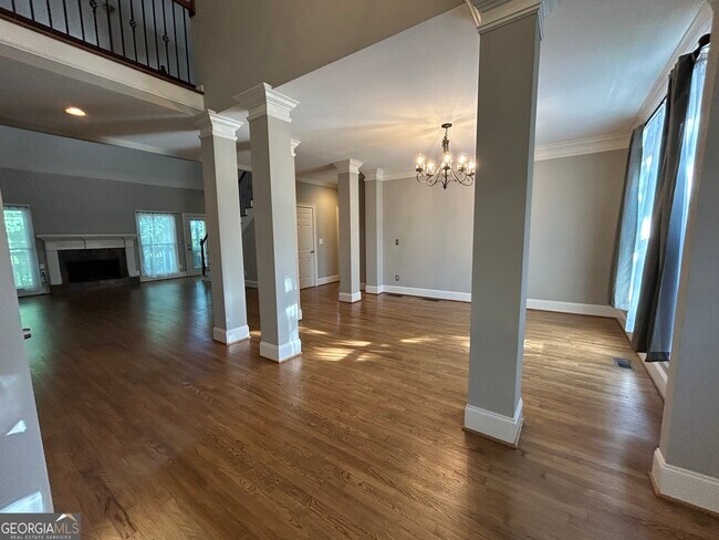 Building Photo - 5715 Red Maple Trce