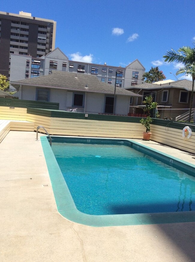 Building Photo - CORONET