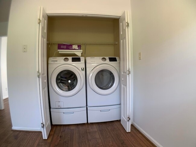 Building Photo - 622 Brook Trail