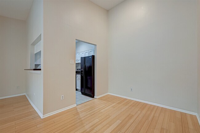 Building Photo - 2001 Bering Dr