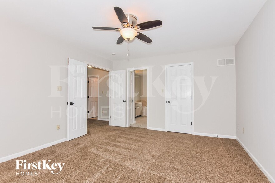 Building Photo - 338 Forest Grove Ct
