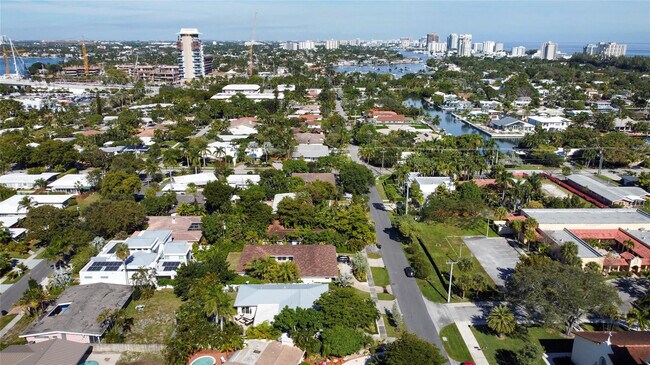 Building Photo - 1959 SE 25th Ave