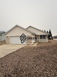 Building Photo - 3 bedroom, 2 bath Home for rent in Bradley IL!