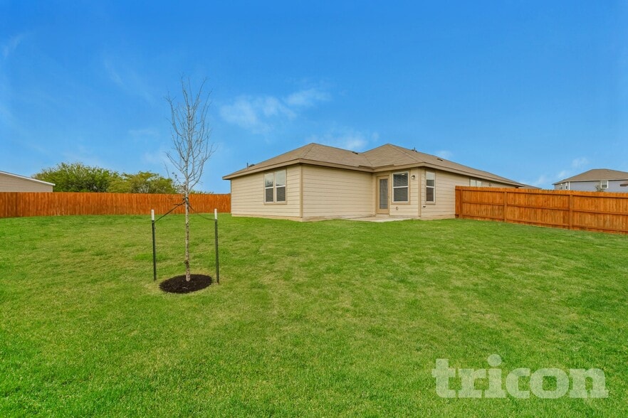 Building Photo - 13527 Emerson Wy